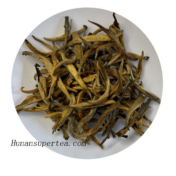 Black tea buds 